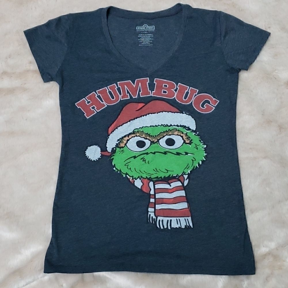 SESAME STREET THE GROUCH "HUM BUG" V-NECK T-SHIRT